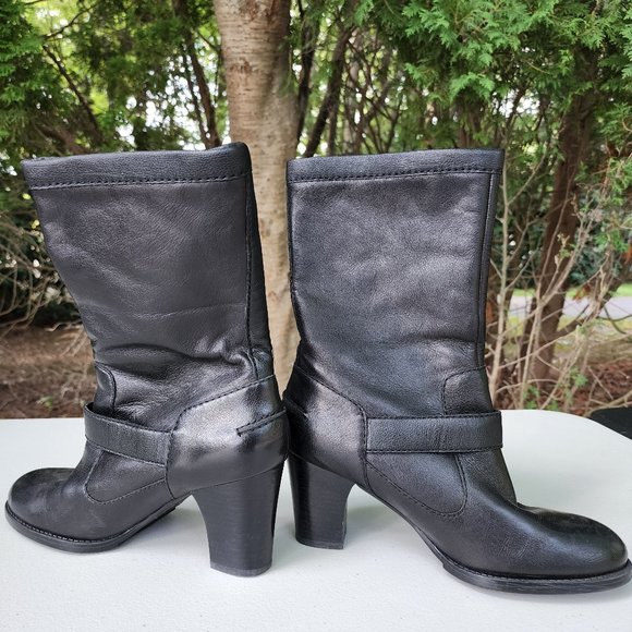 Black heel boots - Picture 1 of 2